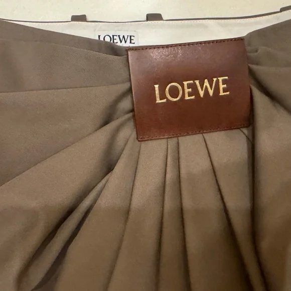 Loewe Taupe Pleated Skirt - Picture 2 of 3